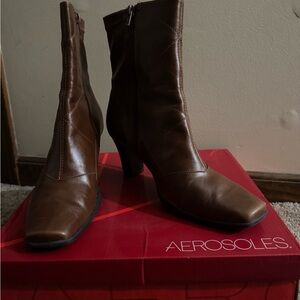 AEROSOLES Women's Chestnut Heeled Boots